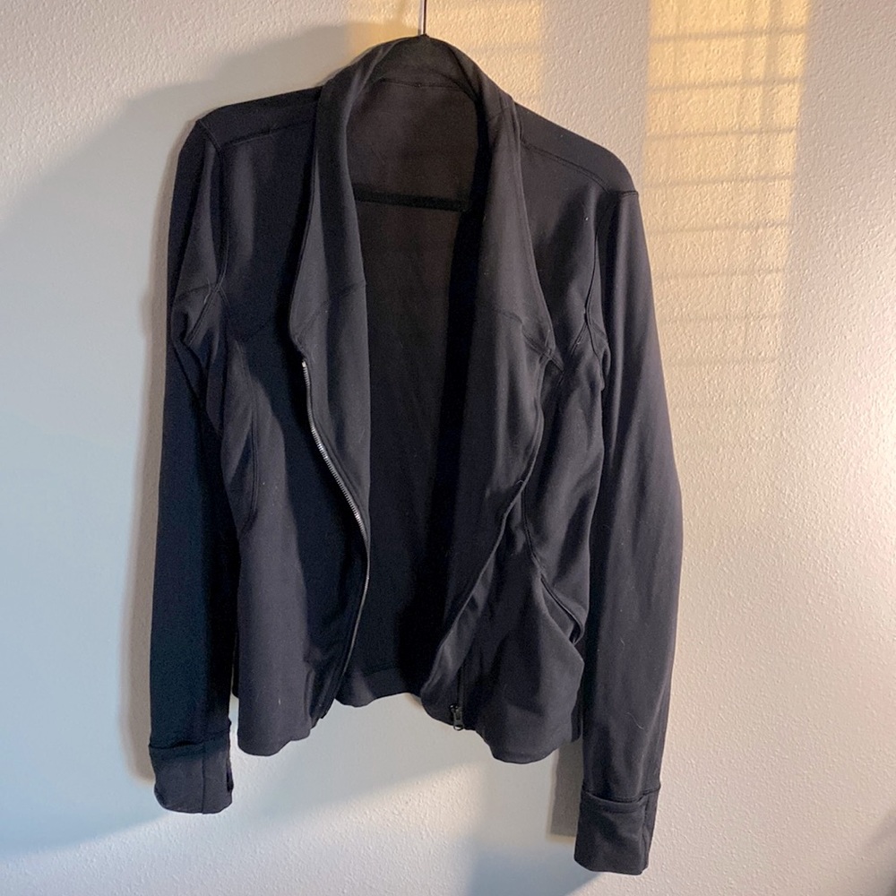 Lululemon black jacket